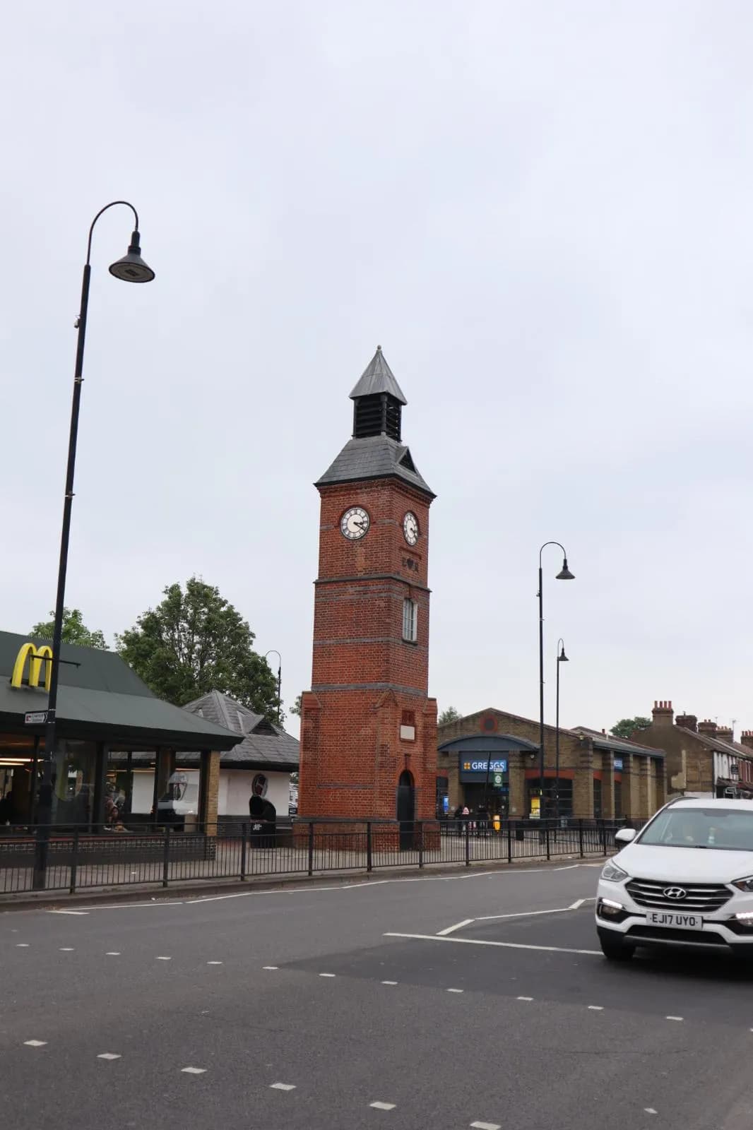 Property maintenance near McDonald's in Crayford for homes, landlords and businesses