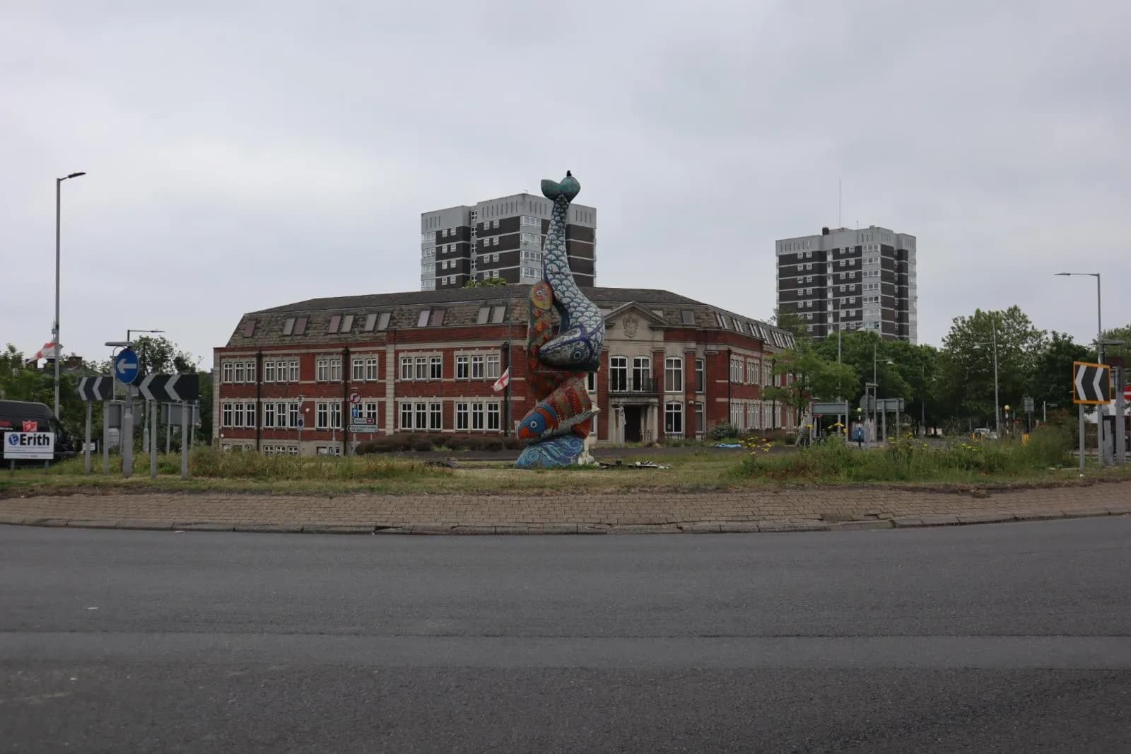 Local electrician near Erith Fish Roundabout in Erith for domestic and commercial electrical work