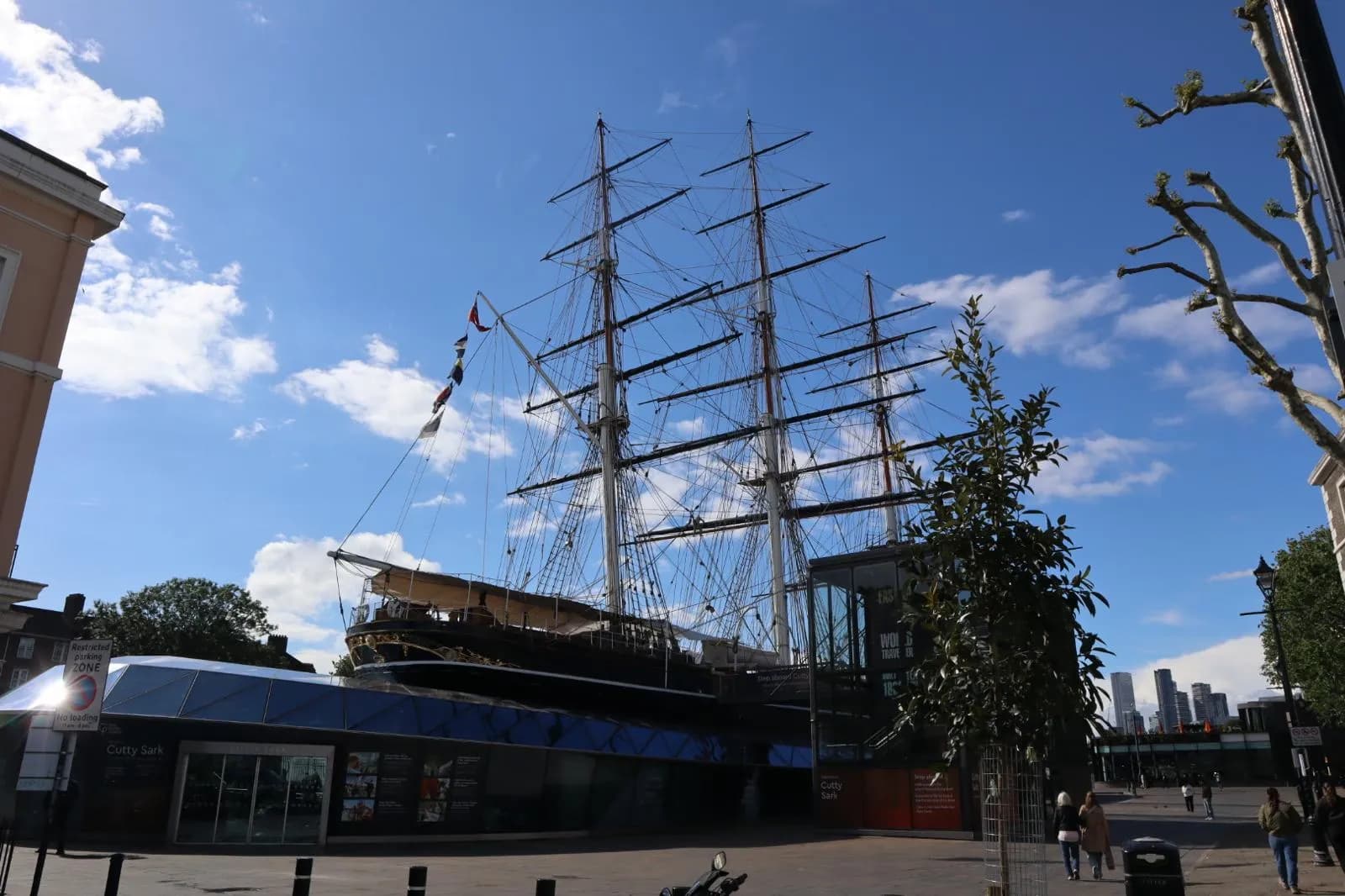 Local electrician near Cutty Sark in Greenwich for domestic and commercial electrical work