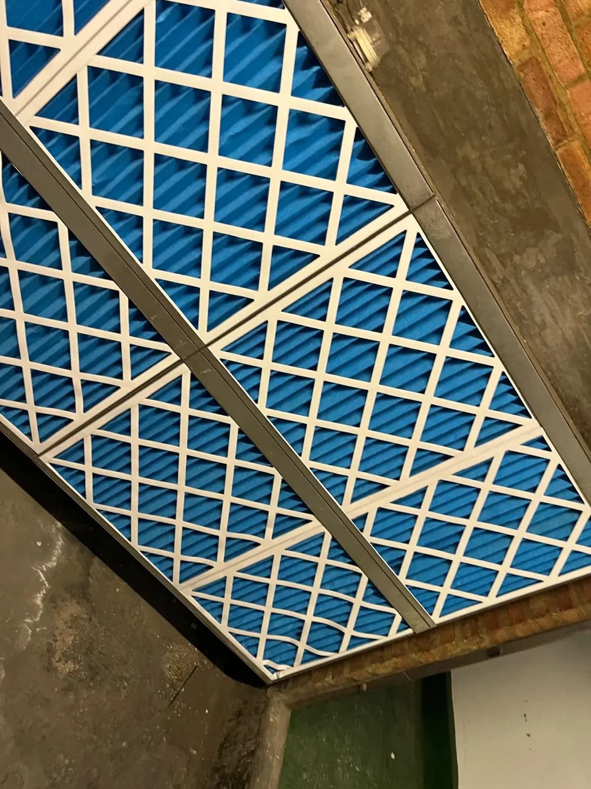 Air filter replacement during maintenance work
