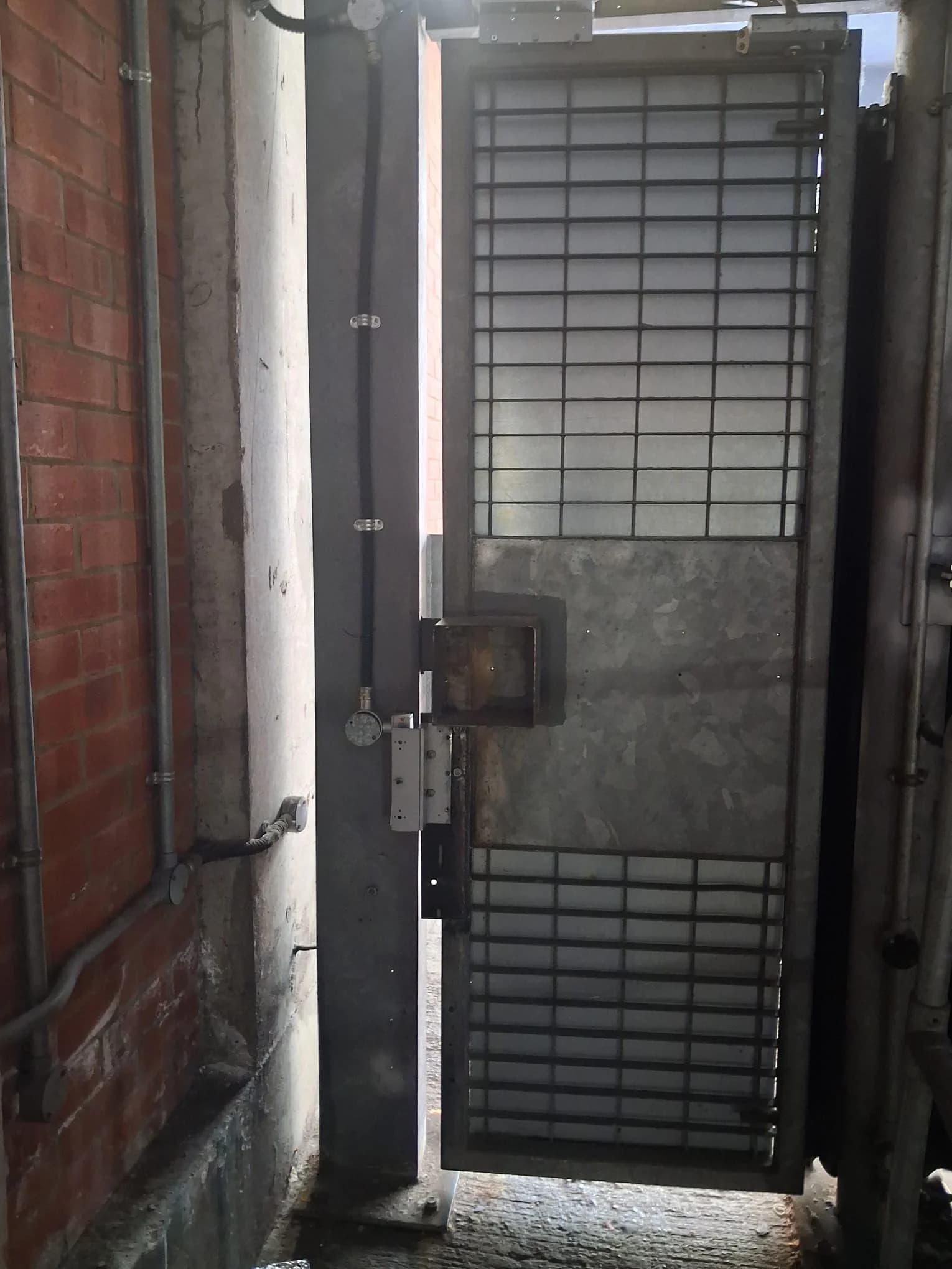 Door entry system repair and access control maintenance