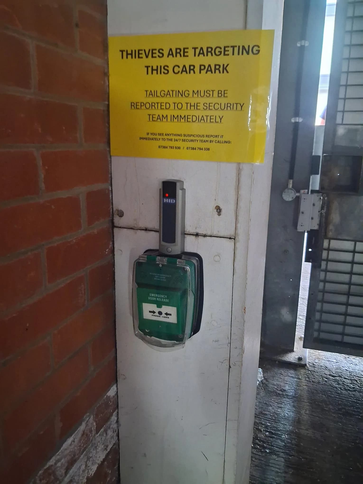 Door entry system wiring during maintenance