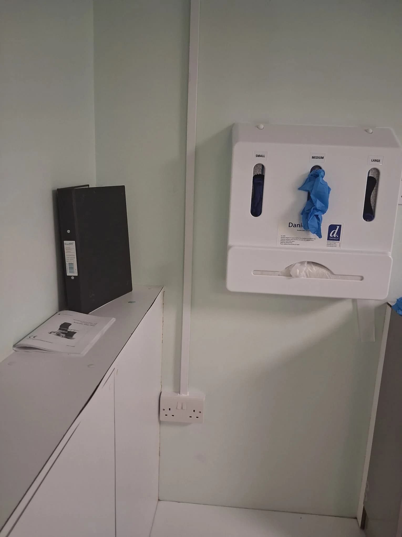 Damaged electrical socket during emergency fault response